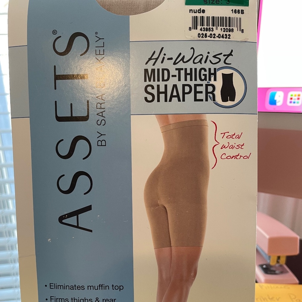 Hi-Waist Mid-Thigh Shaper